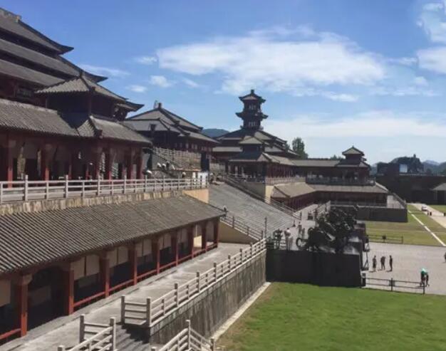 西瓜play嘉年华，横店龙套影视演员放弃豪华游轮